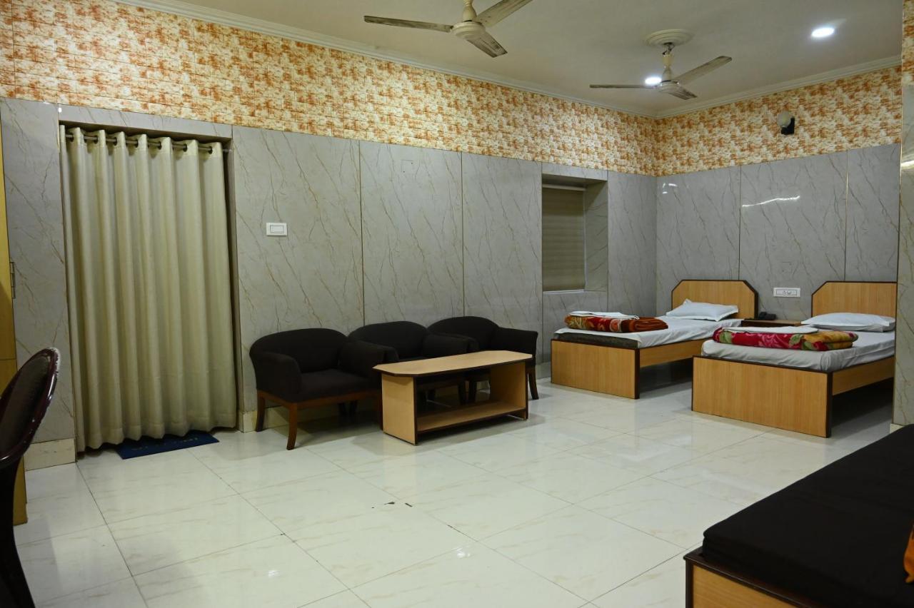 Hotel Komala Vilas Καλκούτα Εξωτερικό φωτογραφία